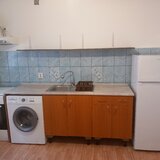 Frigider, aragaz, masina de spalat, chiuveta inox si mobilier